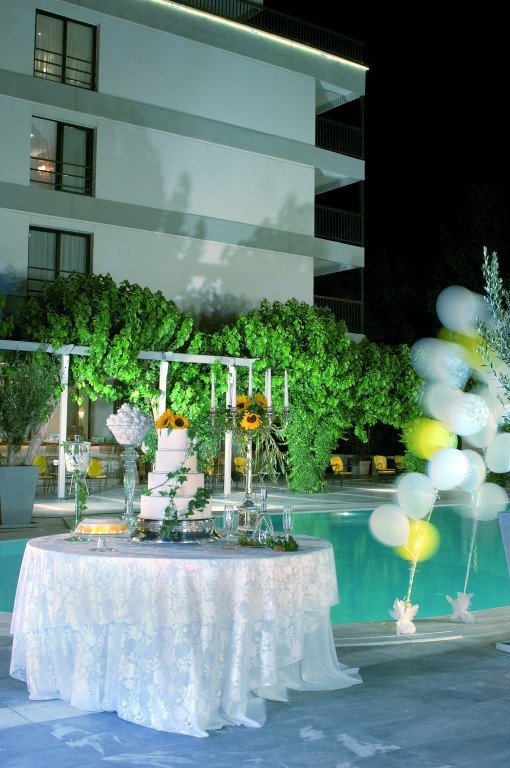 Grcka hoteli letovanje, Agia Triada, Sun Beach,pool bar